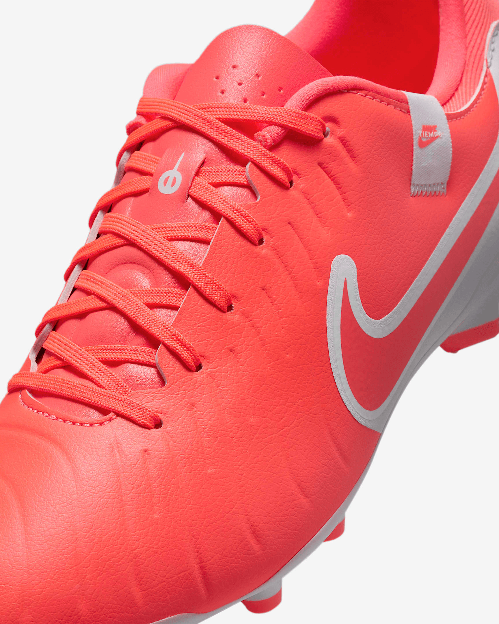 NIKE TIEMPO LEGEND 10 ACADEMY media preview 5