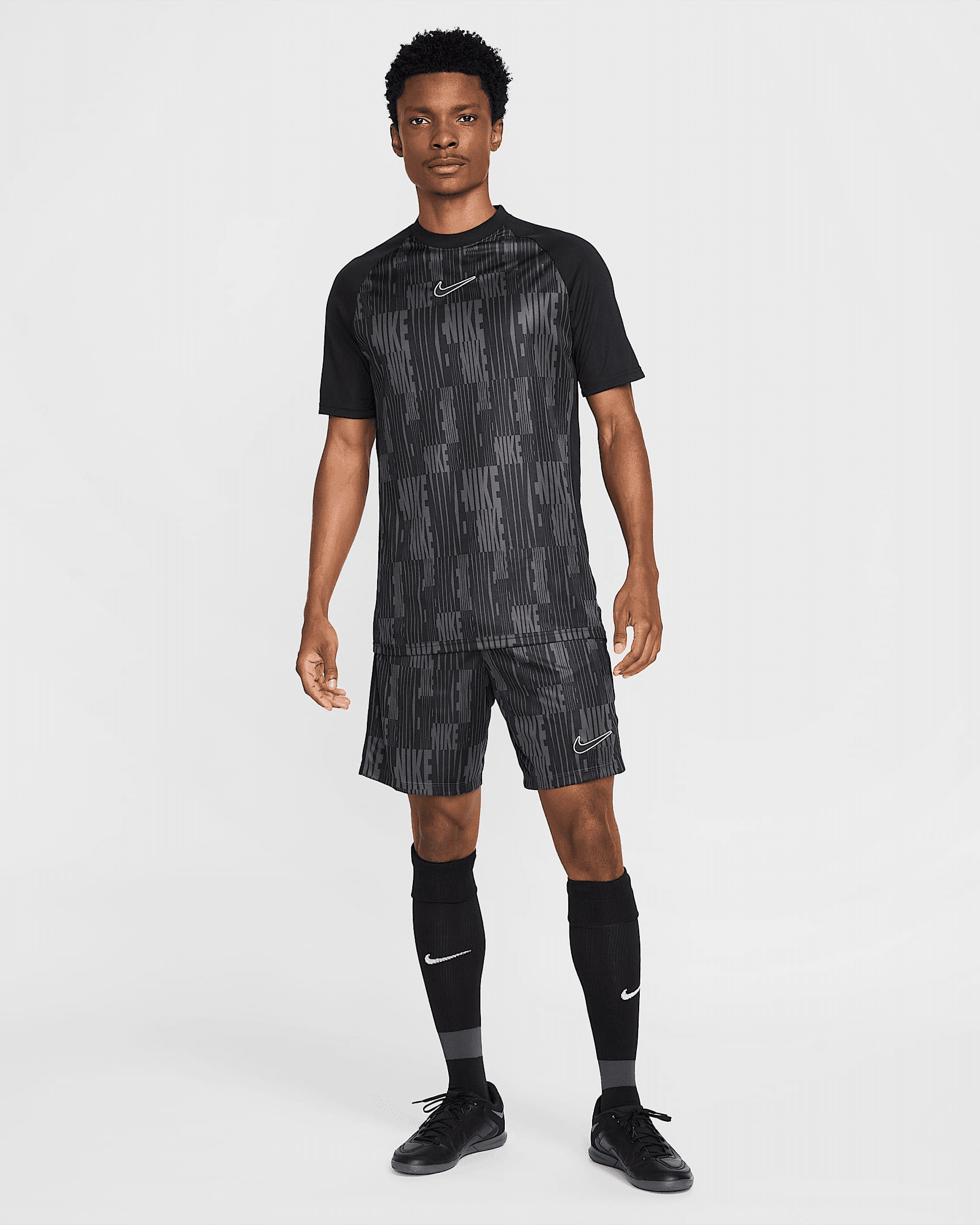 NIKE ACADEMY+MEN DRI-FIT SOCCRE SHORTS Thumbnail 1