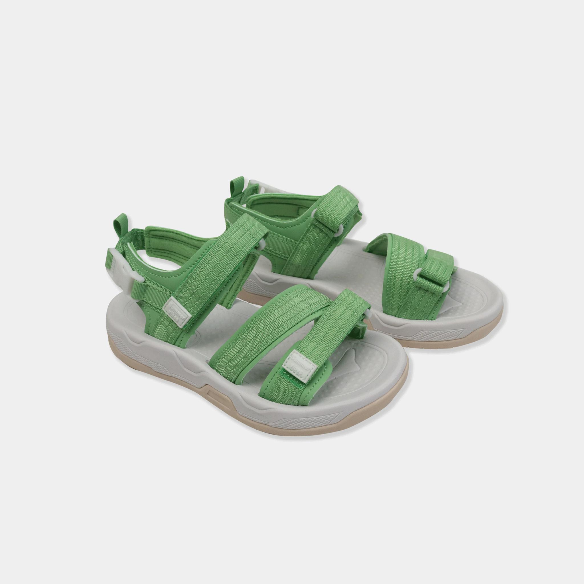 Boy sandal media preview 2