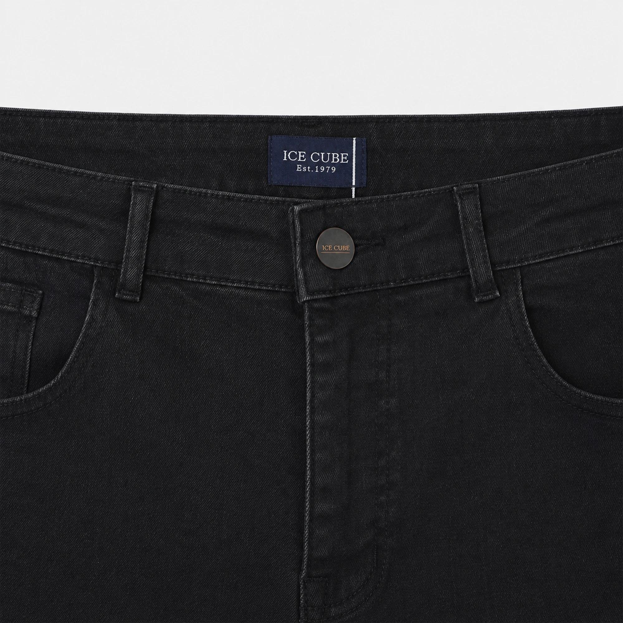 Men's Straight-Leg Comfort Stretch Denim Jeans in Black Thumbnail 2