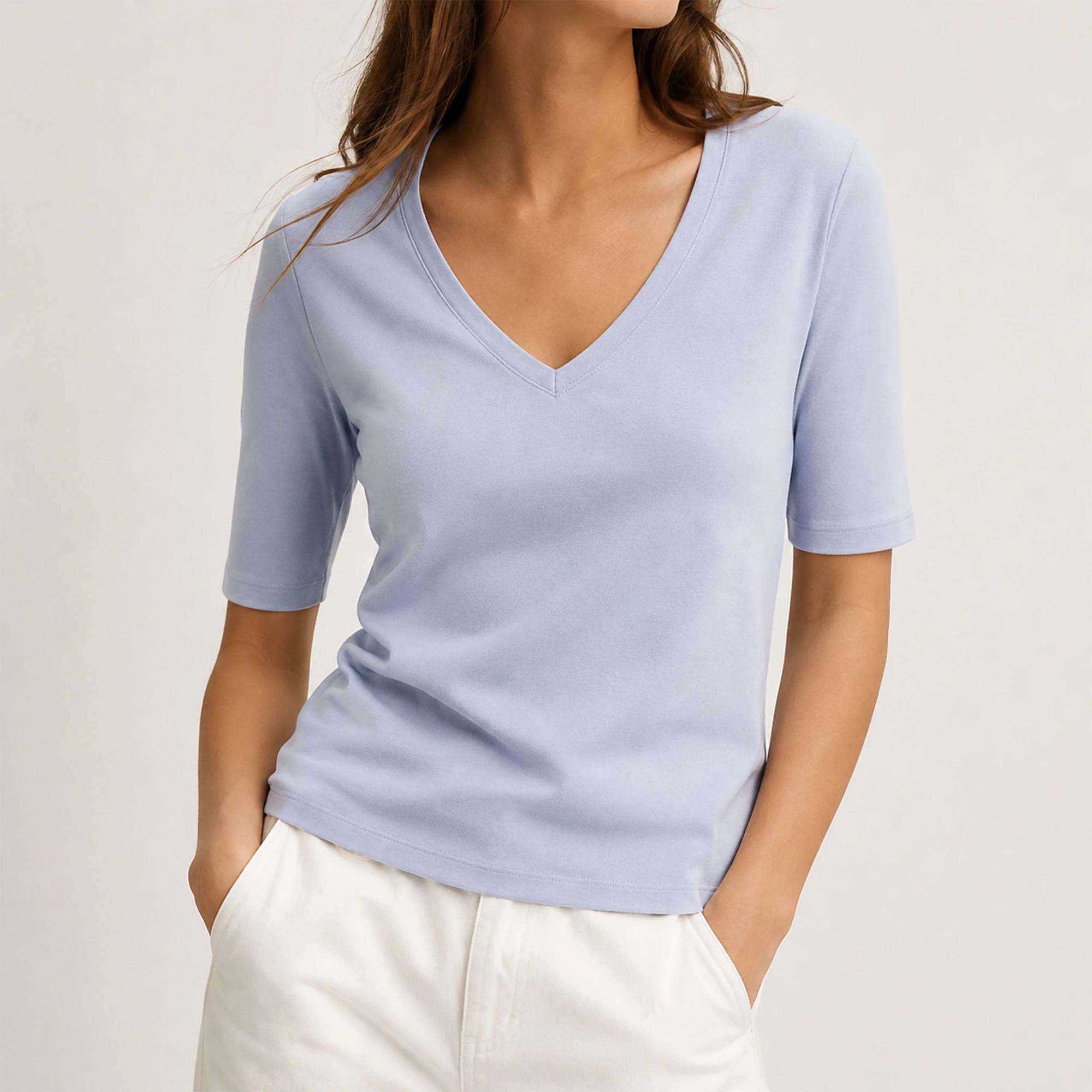 WOMEN'S V-NECK HALF-SLEEVE TOP alternative product image