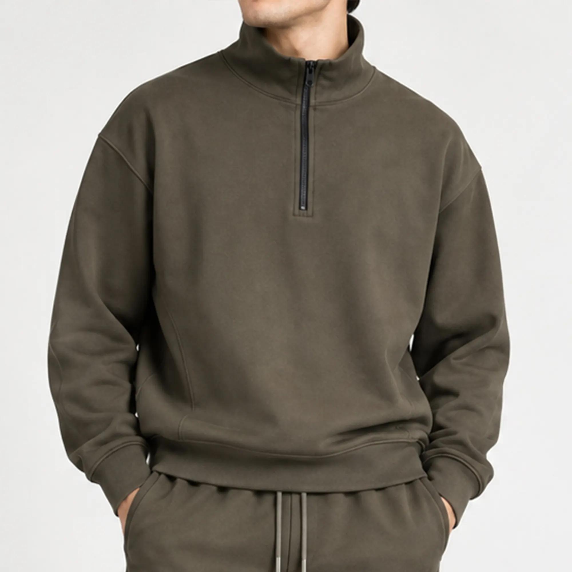 سويت شيرت رجالي بسحاب ربعي alternative product image