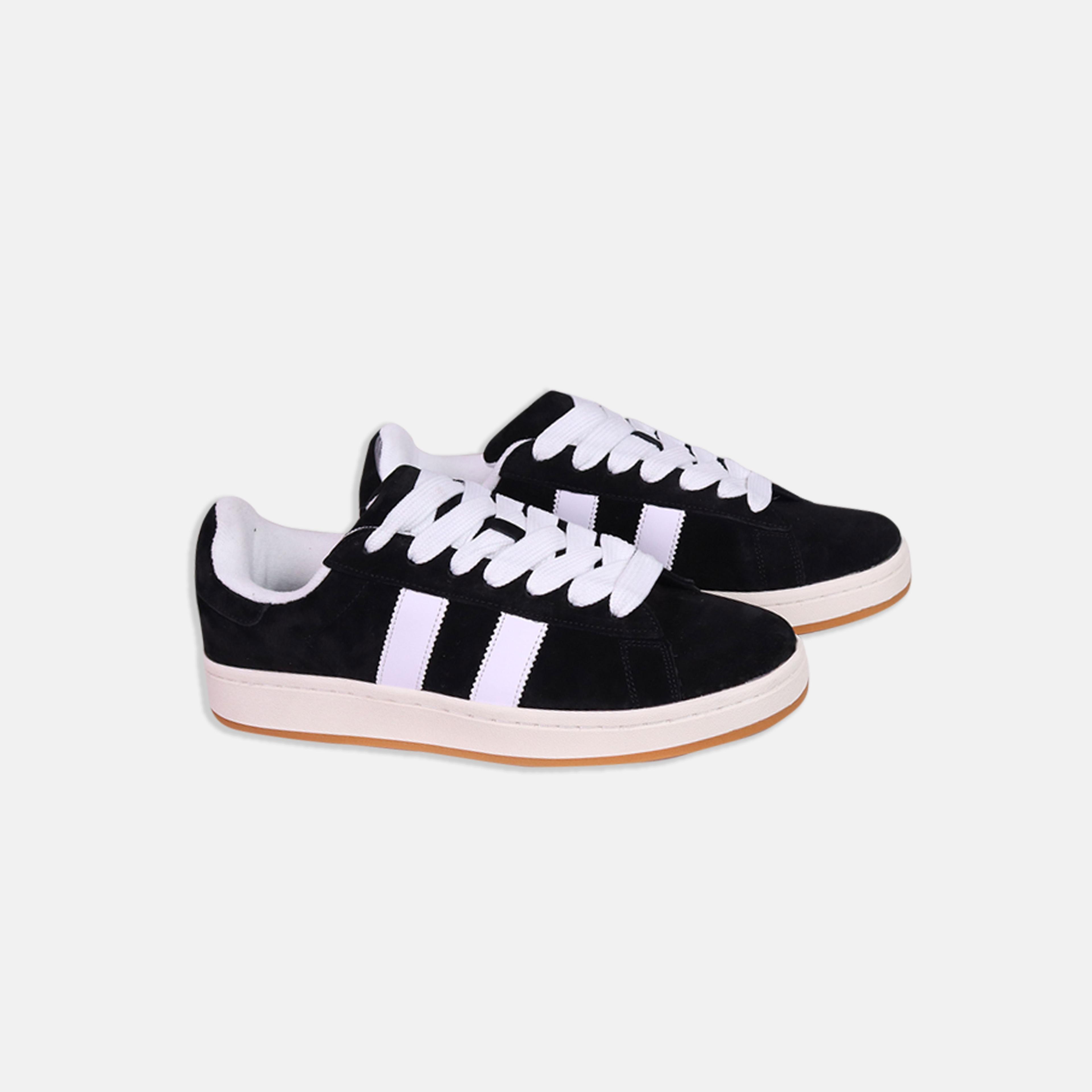 Suede sneakers with white stripes Thumbnail 1