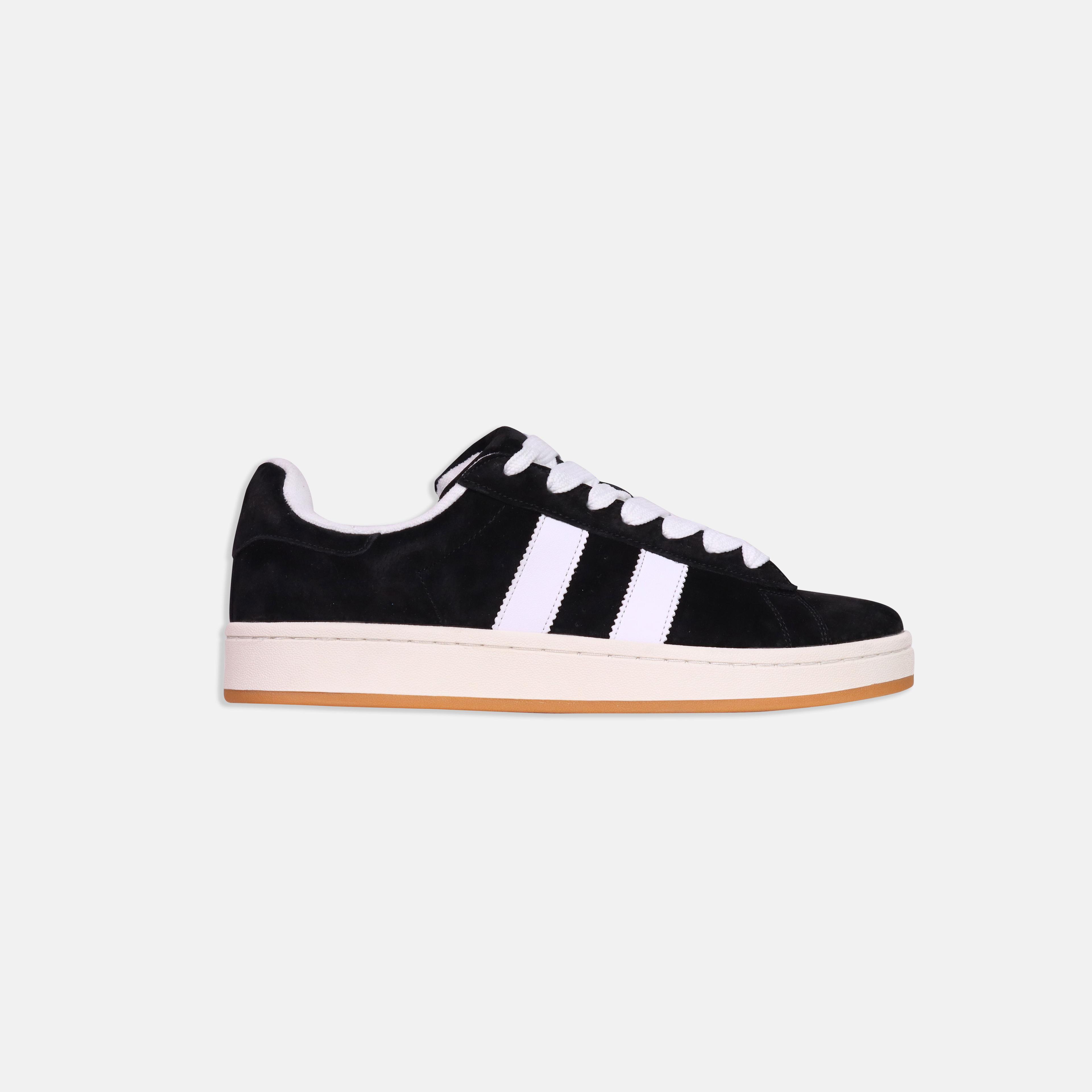 Suede sneakers with white stripes Thumbnail 2