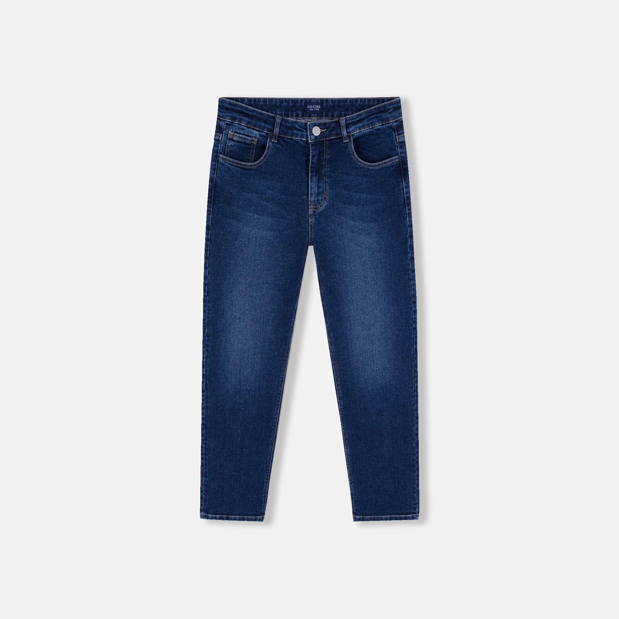 Men's Straight-Leg Comfort Stretch Denim Jeans product image