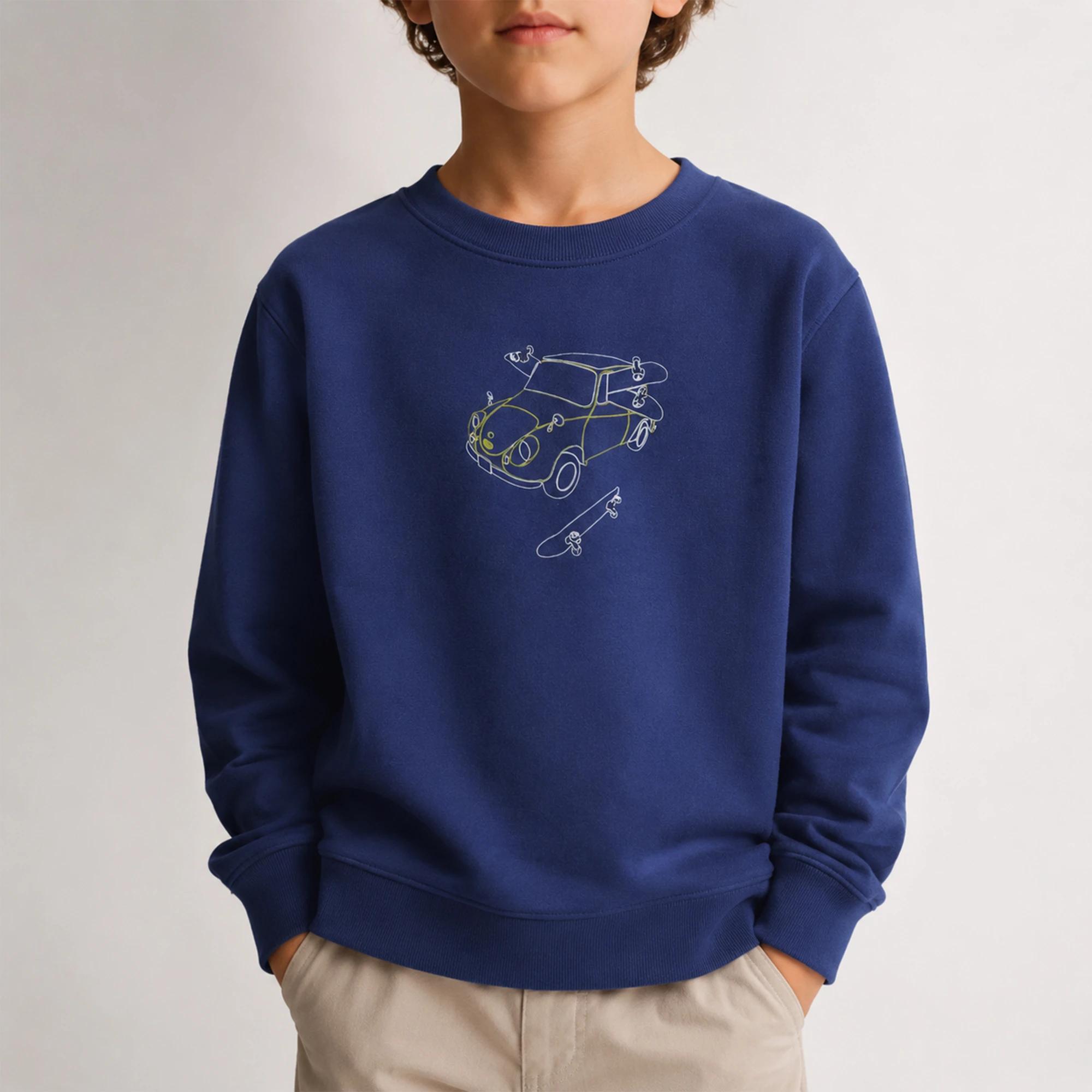 BOY'S GRAPHIC CREWNECK SWEATSHIRT product image