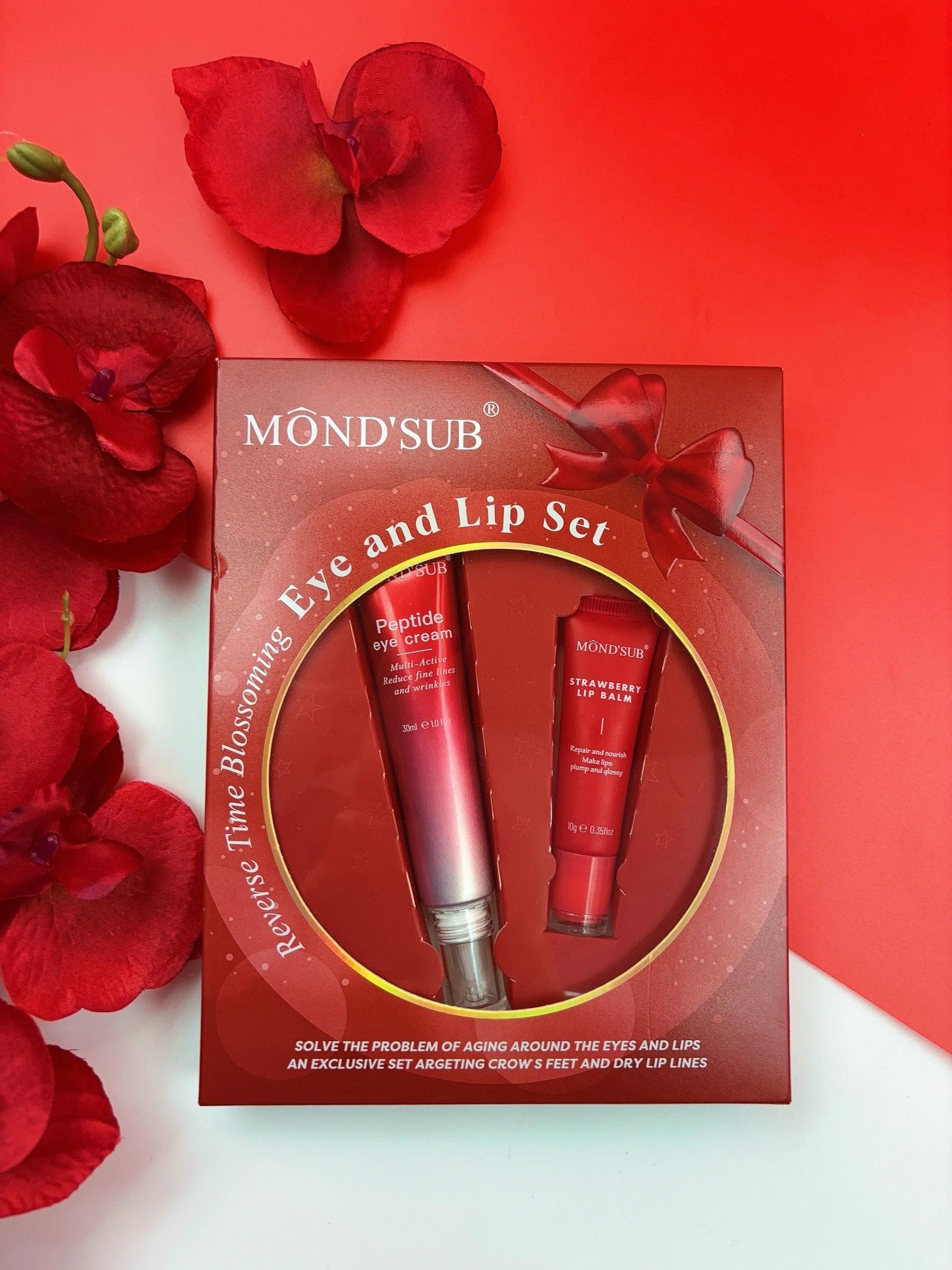 REVERSE TIME BLOSSOMING EYE AND LIP SET media preview 5